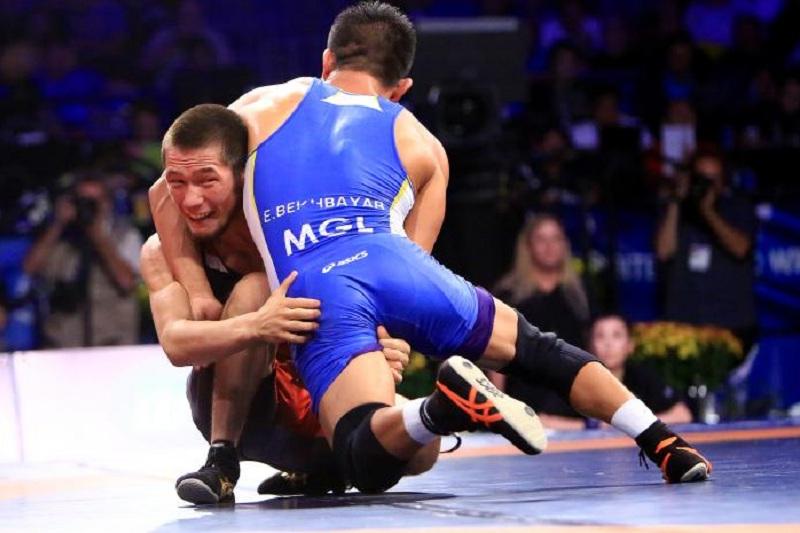 Qazaqstandyq palýandar Polshadaǵy týrnırden júldeli oraldy