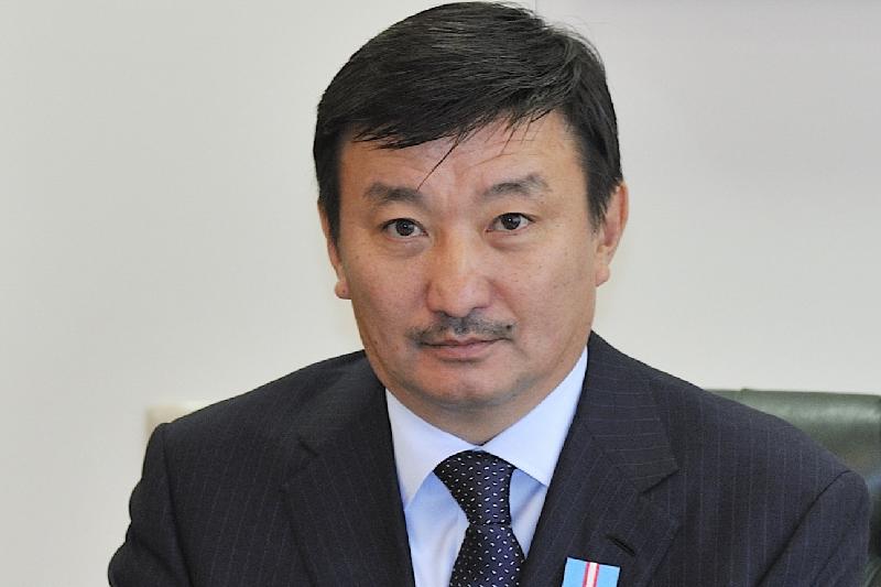 Sársenov Dúnıejúzilik munaı keńesiniń vıse-prezıdenti bolyp saılandy