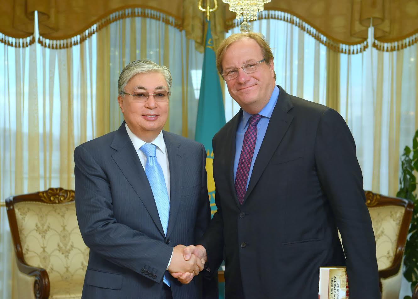 Toqaev «Atlantıkalyq keńes» basshysymen kezdesti