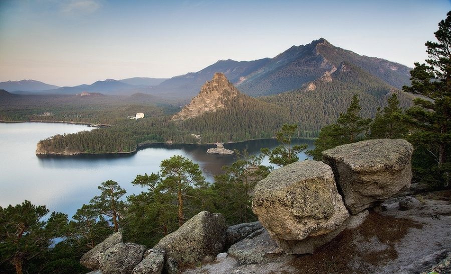 Otandyq týrızm: irkilisten izdeniske deıin