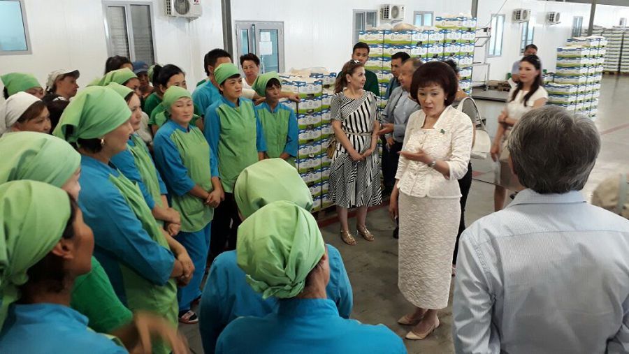 Halyq qalaýlysy jurtshylyqpen júzdesti