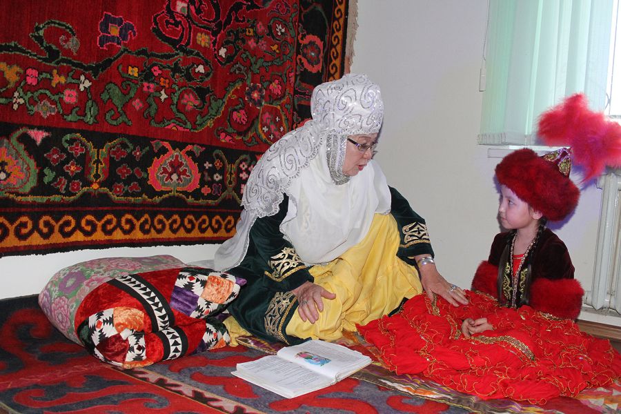 Tabysty bolýdyń alǵysharty – tereń bilim