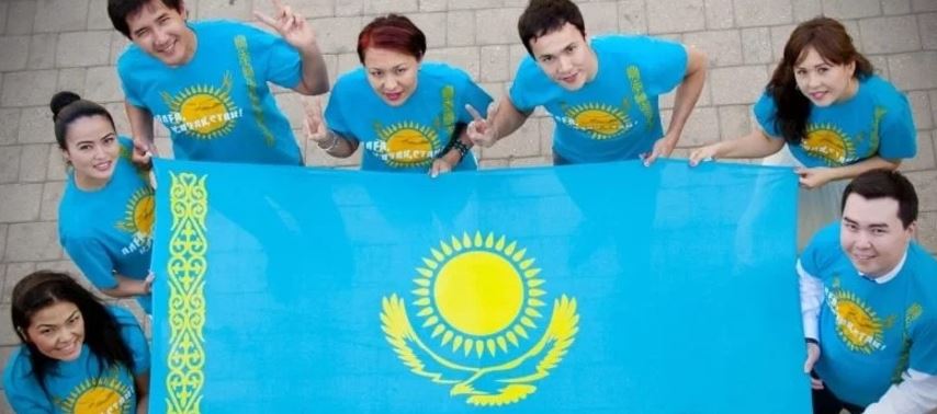 Sana jańǵyrmaı, qoǵam serpilmeıdi