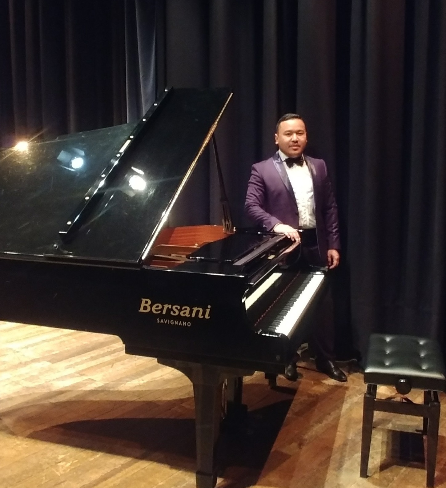 Qazaqstandyq tenor Italııadan júldeli oraldy