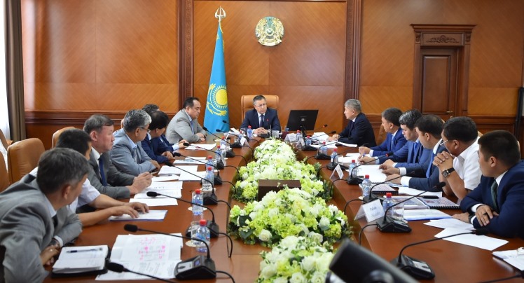 Turǵyn úı baǵasyn arzandatý qajet – Janseıit Túımebaev