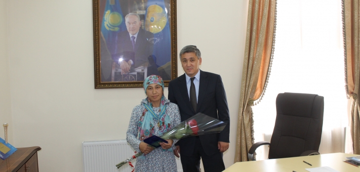 Astana qalasynda kópbalaly analar marapattaldy