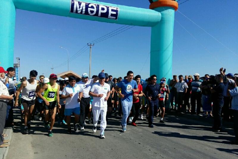 Alakól jaǵasynda dýatlon jarysy bastaldy