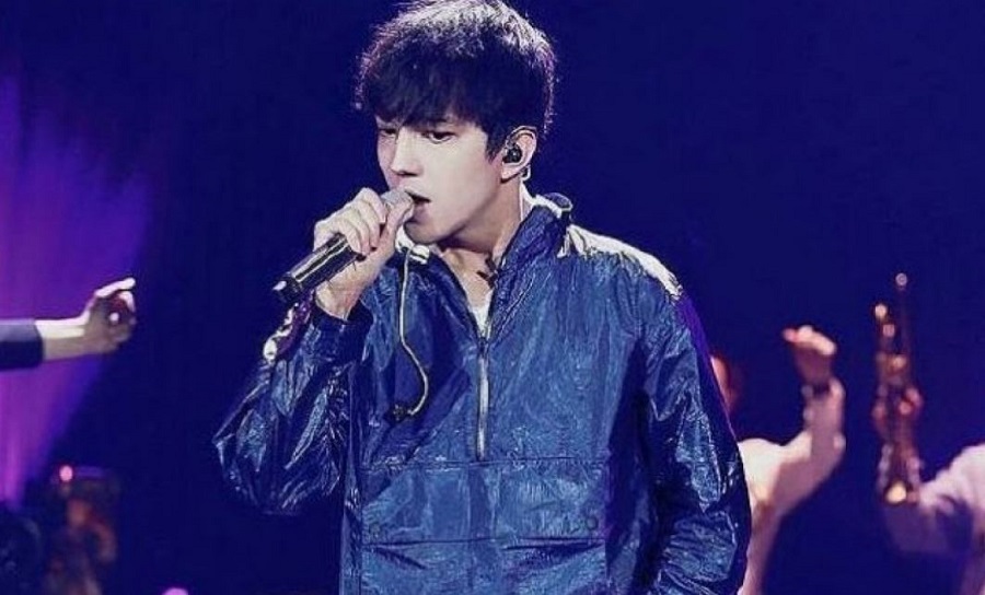 Dımash «Slavıan bazary» festıvalinde án saldy (vıdeo)