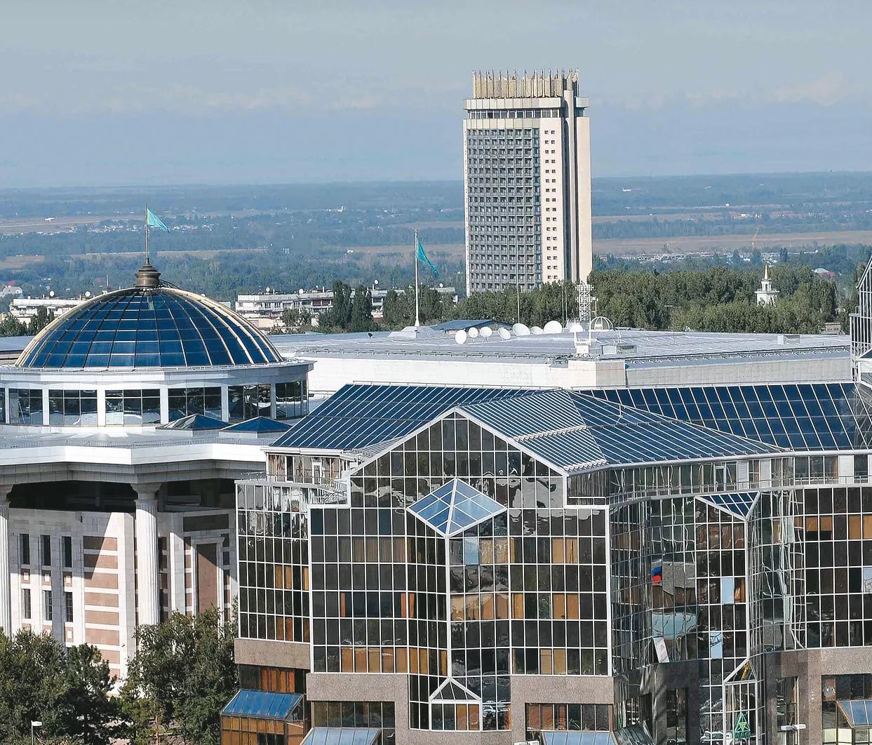 Almaty ekonomıkasynyń bar salasynda ósim bar