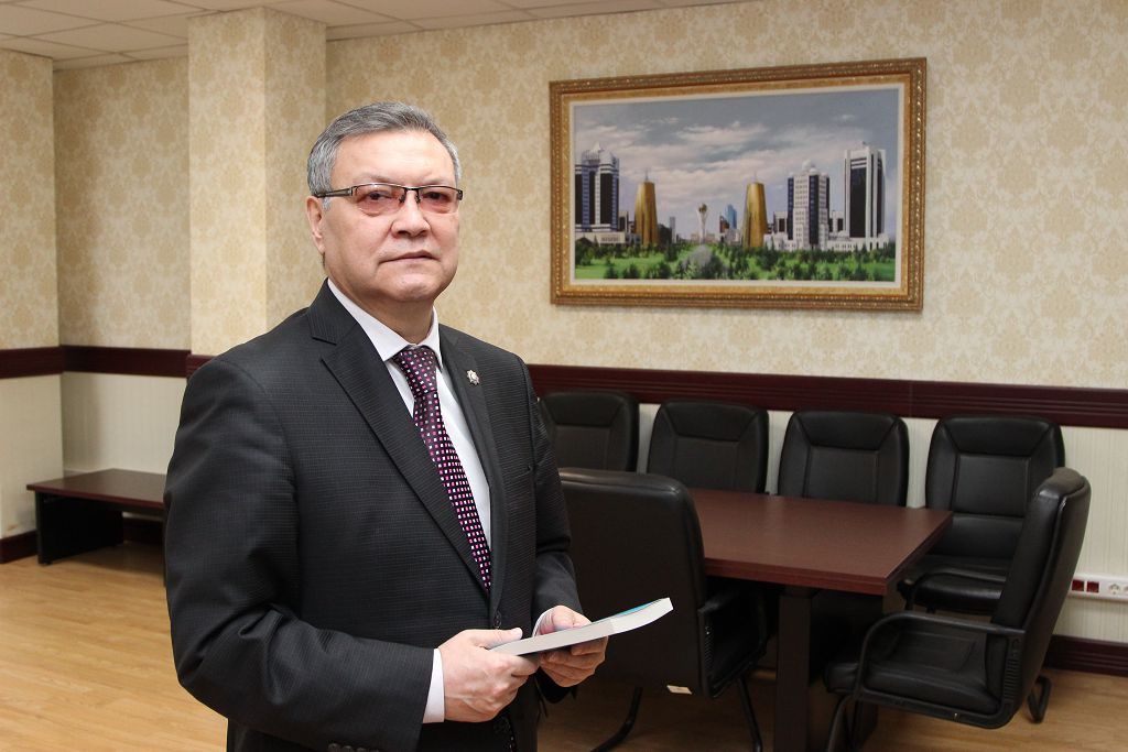 Azamattardy qabyldaýdyń jańa úlgisi 