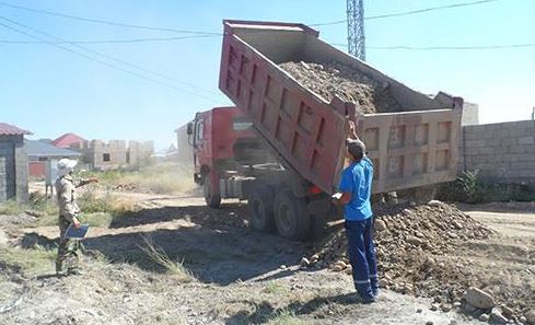 Taraz qalasyndaǵy «Araı» alqabynyń kósheleri jóndelýde
