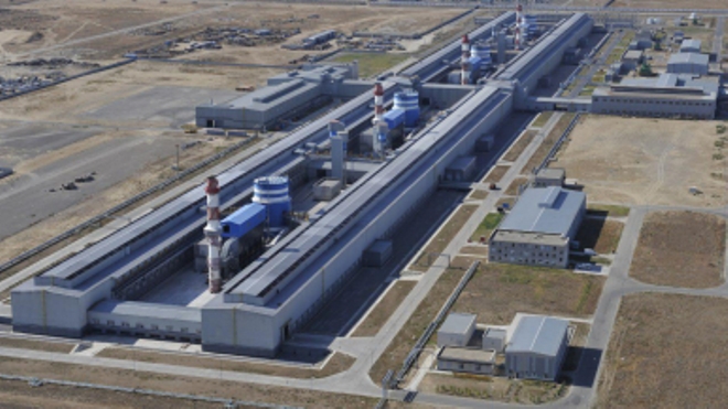 Premer Pavlodardaǵy alıýmınıı zaýytynyń jumysymen tanysty