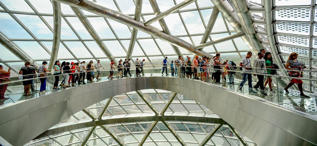 Japondar baǵdarlamasyn qazaq tilinde ázirlegen