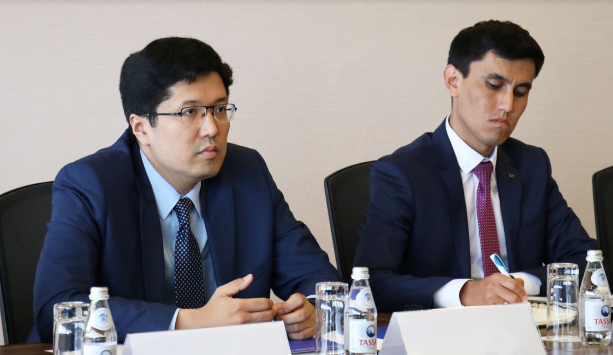 Qazaqstan men Qytaı: qos eldiń tranzıttik áleýeti talqylandy