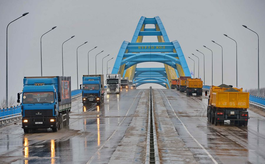 Álemdi túıistirgen tranzıttik áleýet