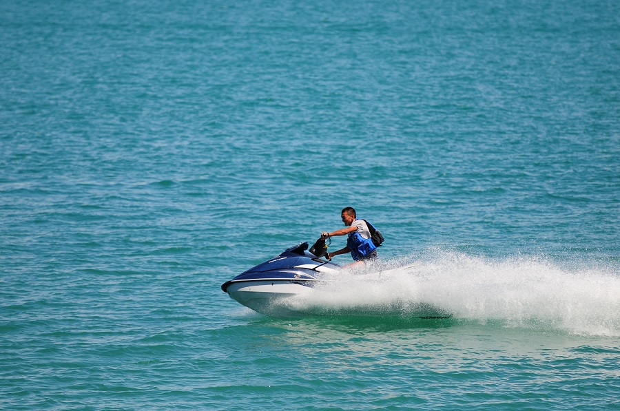Jetisý óńirinde týrızmdi damytý sharalary úzdiksiz júrgiziledi 