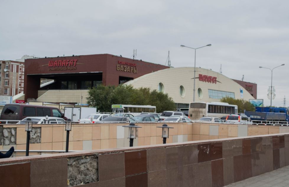 Elorda bazaryndaǵy qazy men shujyq arnaıy zalda ázirlenedi