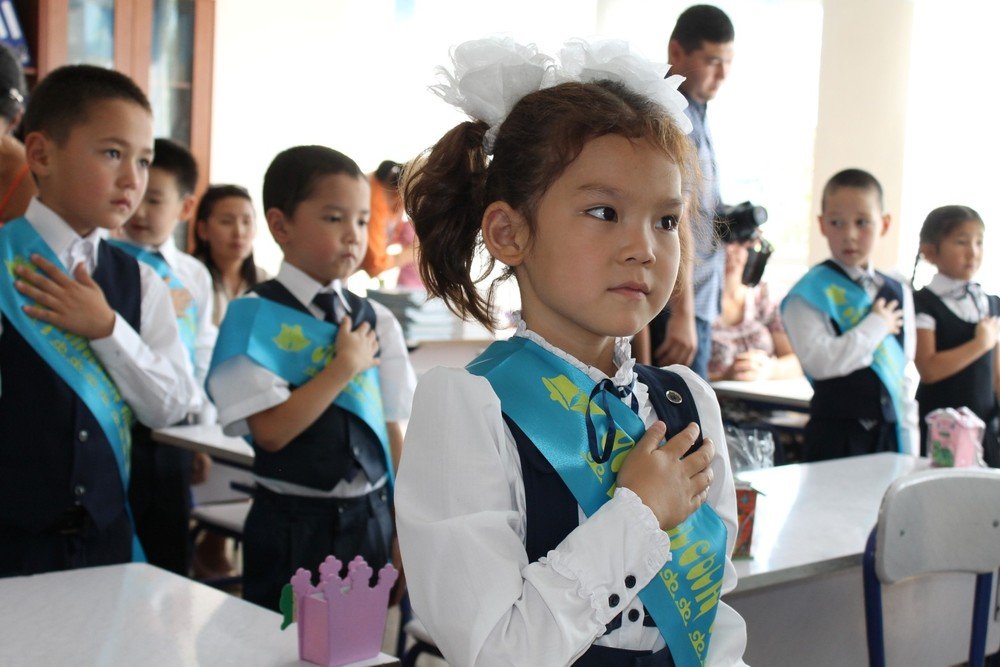 О́skemende qyrkúıekte 1000 oryndyq №47 qazaq mektebi jumysyn bastaıdy