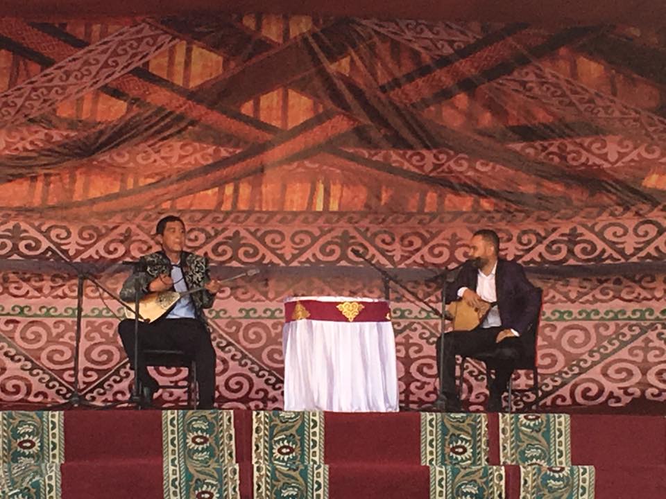 Aqsýatta halyqaralyq aıtys ótti