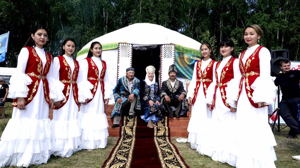 Soltústik Qazaqstan delegasııasy Túmen qazaqtarynyń Quryltaıyna qatysty