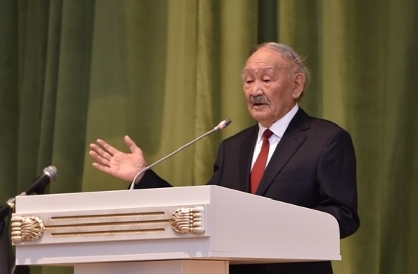 Mekemtas Myrzahmetuly tarazdyq jastarǵa dáris oqydy