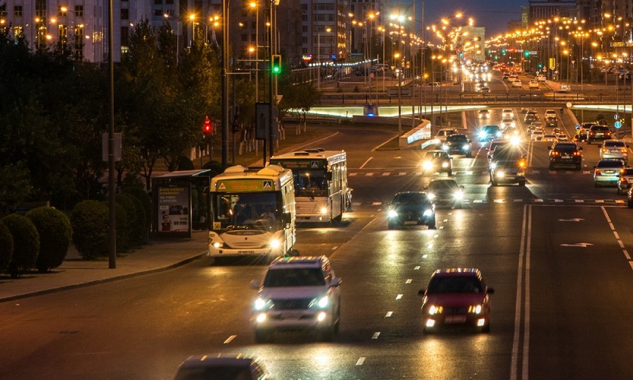 Elordada eki avtobýstyń júrý baǵyty uzartyldy