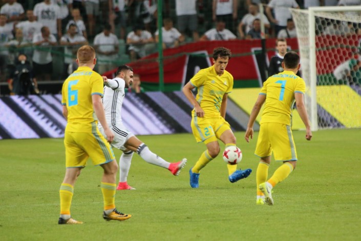 «Astana» komandasy Chempıondar lıgasynyń pleı-off kezeńine shyqty