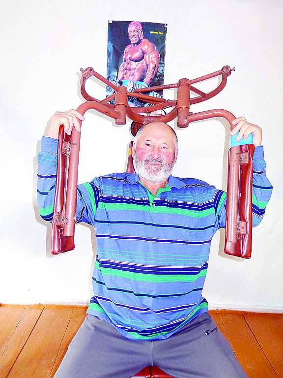 Balalardy sportqa baýlyǵan aqsaqal