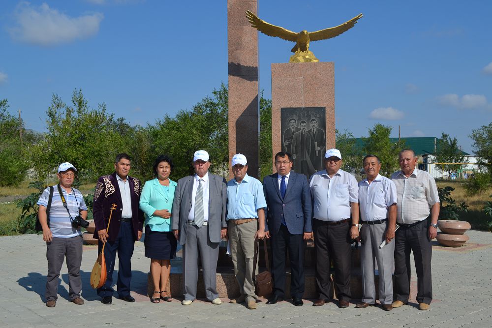 Atyraýdan bir top tarıhshy Alashorda izimen saparǵa shyqty