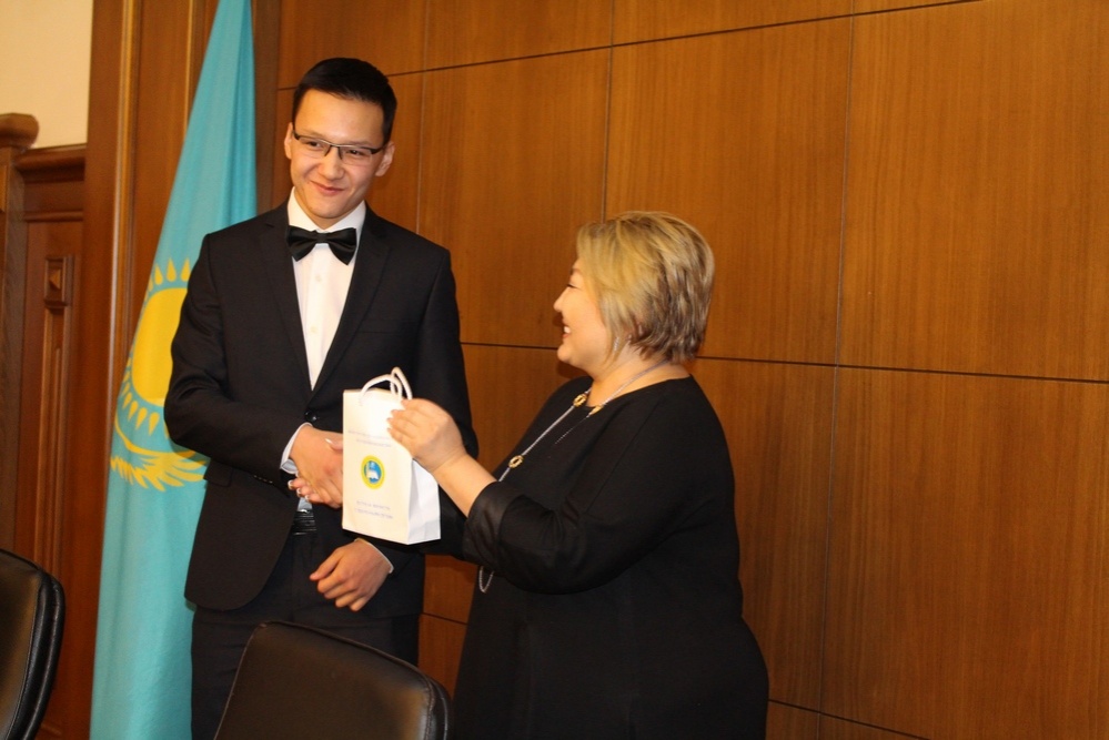 Elordalyq oqýshy xalyqaralyq olımpıada júldegeri atandy