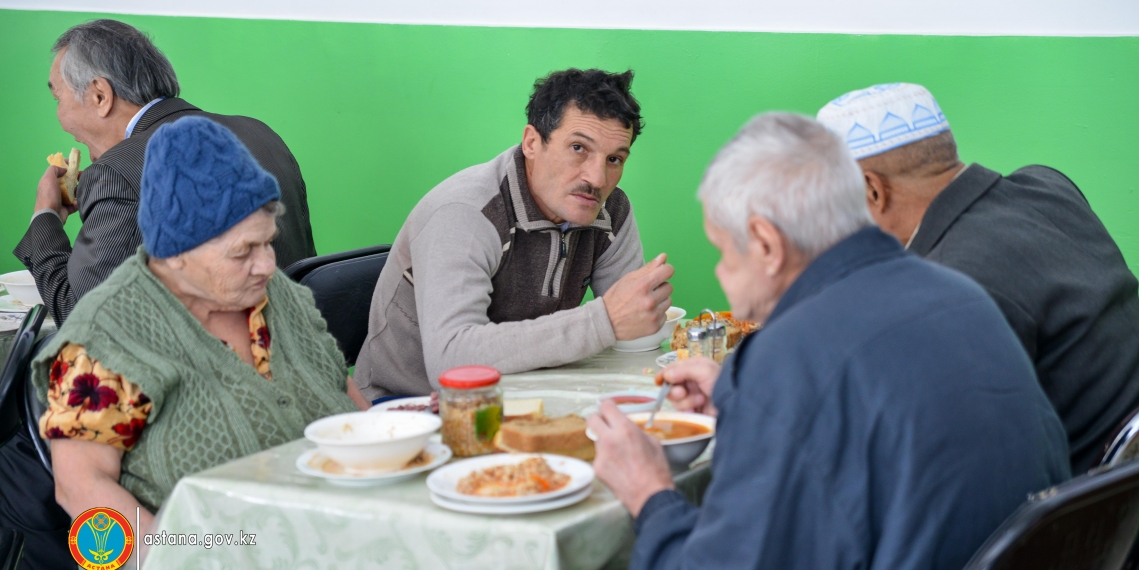 Úı-kúısiz júrgen adamdar jumys isteýge qulyqsyz