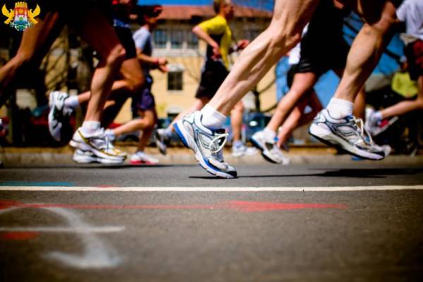 Marafonǵa shetelden myń adam keledi