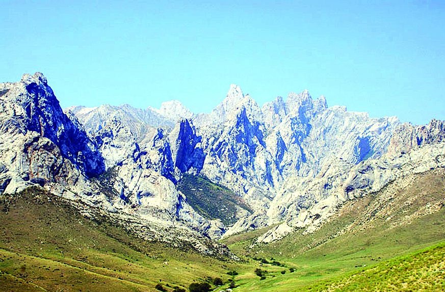 Kelinshektaý... cyńsyǵan tas músinder...