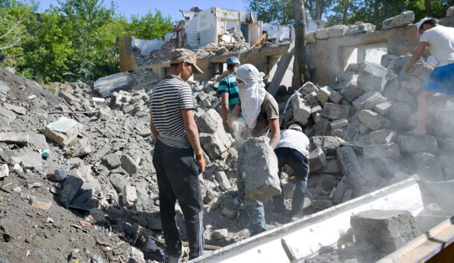 Astanada sońǵy úsh jylda 117 apatty turǵyn úı súrildi