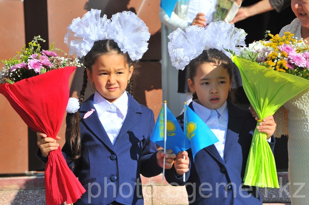 Astana mektepterinde oqý maýsymy 2 qyrkúıekte bastalady