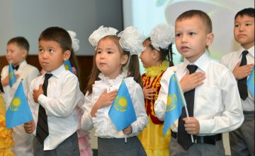 Astanada jańa oqý jylynda 17 myń bala birinshi synypqa barady