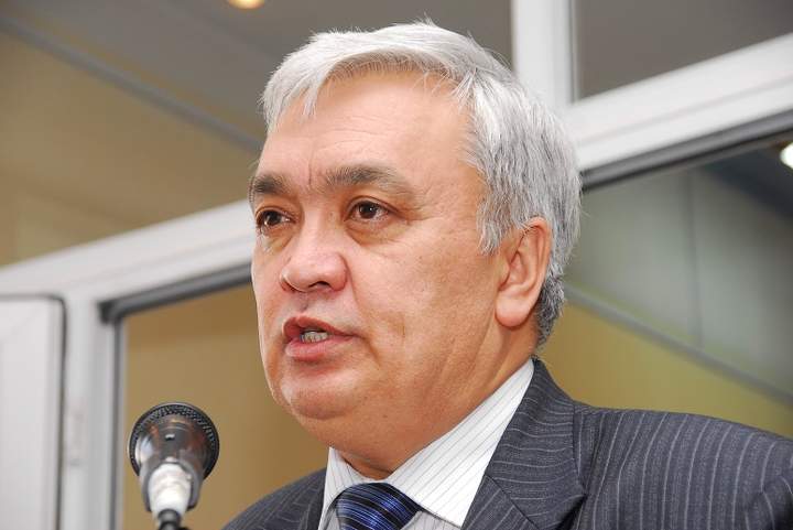 Áleýmettik máseleler árkez basty nazarda