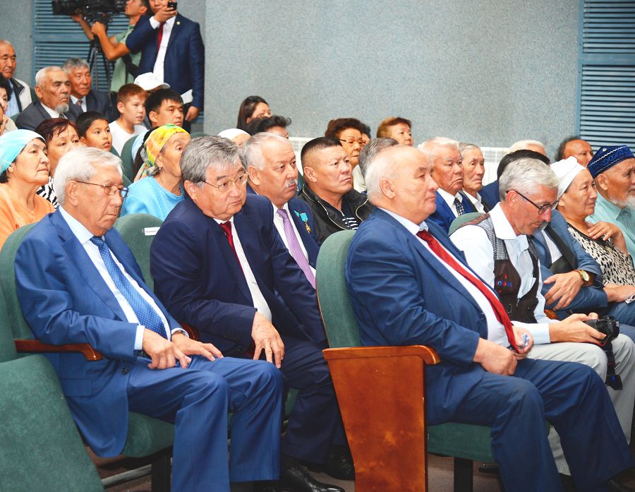 Astanada Iran Ǵaıyptyń «Qorqyt» spektakli qoıyldy