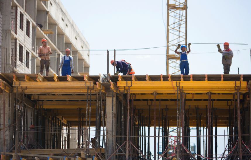 «Nurly jer» elimizdiń qurylys salasyn damytýǵa jańa serpin beredi – B.Baıbek