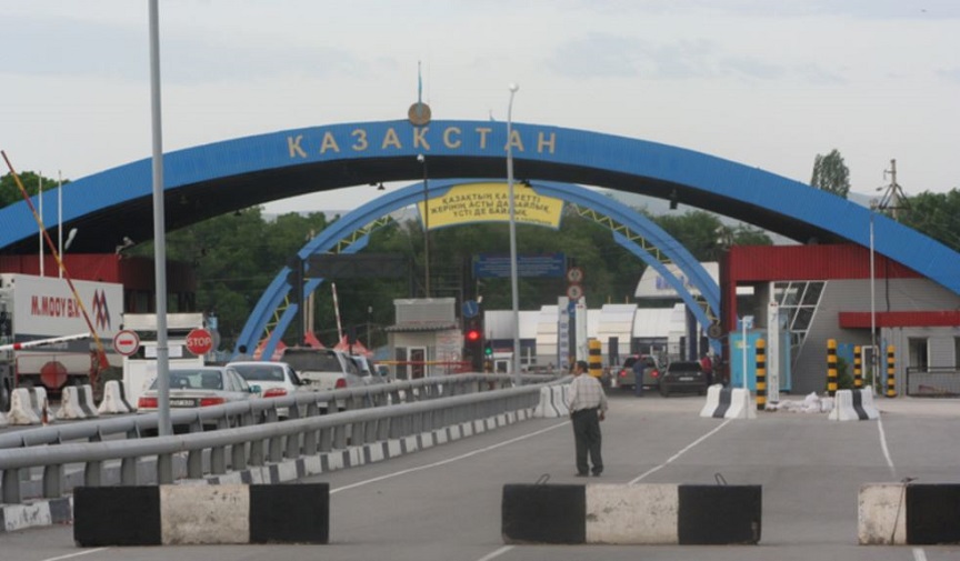 Qazaqstan-Qyrǵyz shekarasynda shabýyl jasaǵandar izdestirilýde