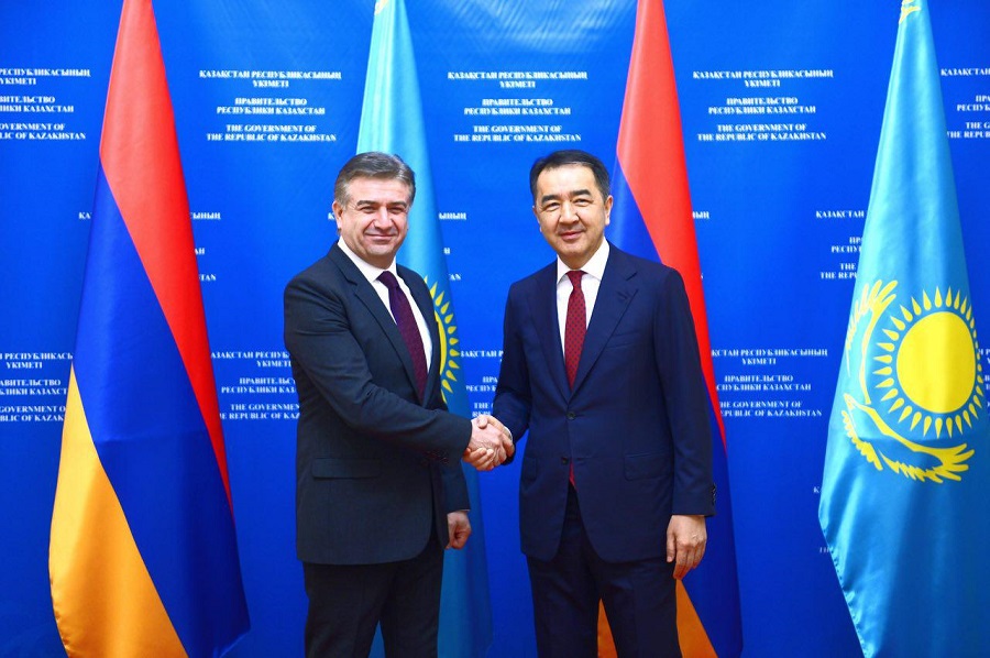 Saǵyntaev Armenııa Premer-Mınıstrimen yntymaqtastyqtyń jańa formalaryn talqylady
