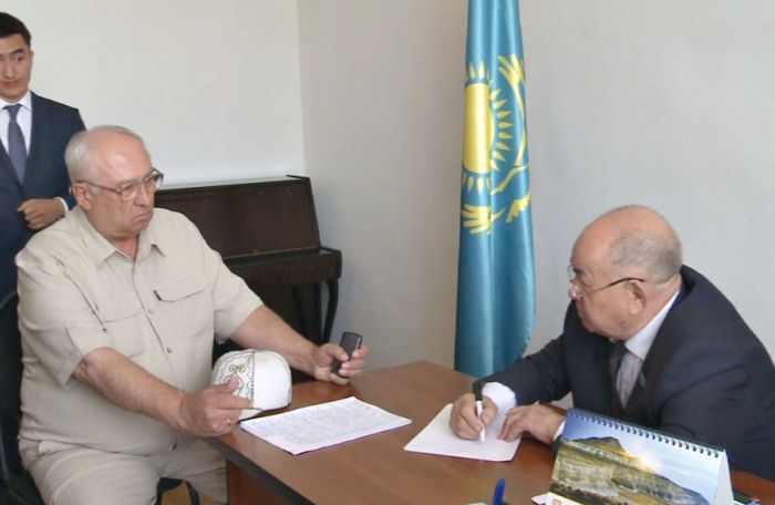 Keleli máseleler qozǵalǵan kezdesý