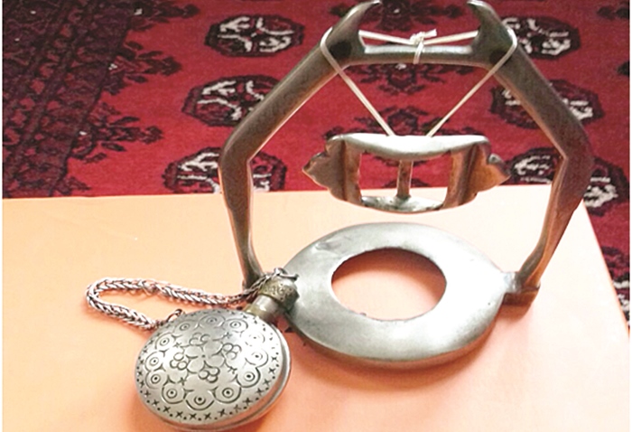 Qupııa syrly úzeńgi