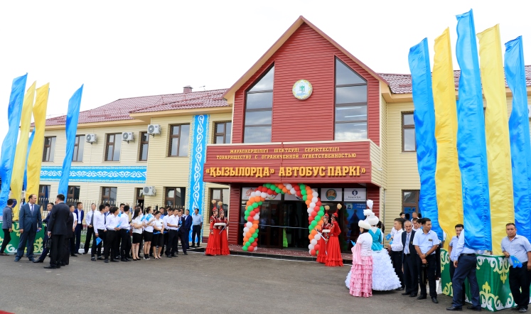 Qyzylordada jańa úlgidegi avtobýs parki ashyldy	
