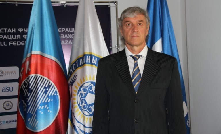 Fýtboldan jasóspirimder quramasynyń aǵa jattyqtyrýshysy taǵaıyndaldy