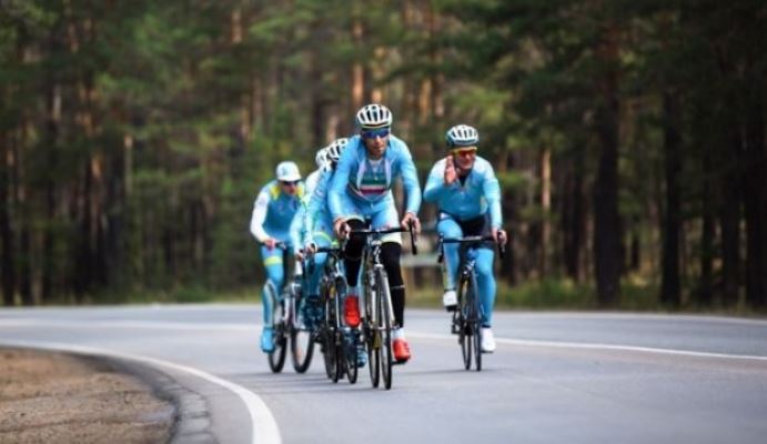 Býrabaıda qaıyrymdylyq velosherýi ótti