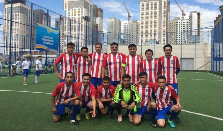 Astanada shaǵyn fýtboldan Berdiqulov týrnıri ótip jatyr