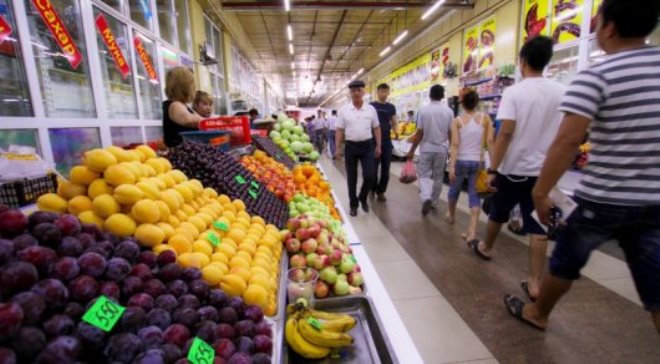 Astananyń saýda nysandarynda azyq-túlik sapasy halyqtyń kózinshe tekseriledi