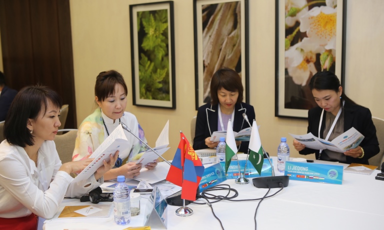 ShYU Bankaralyq birlestiginiń músheleri Erte habardar etý júıesimen tanysty