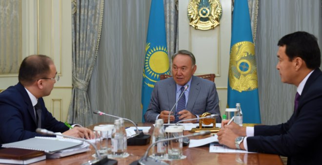 Nursultan Nazarbaev Aqparat jáne kommýnıkasııalar mınıstrin qabyldady